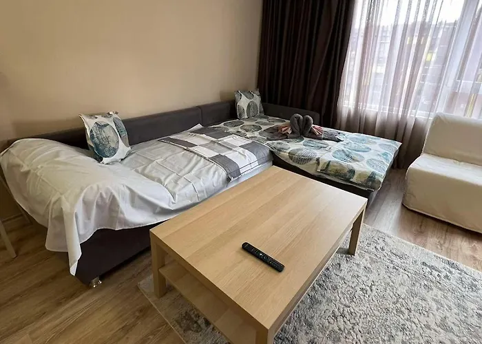 Johannesburg Spacious Family Apt W Free Parking And Playground
