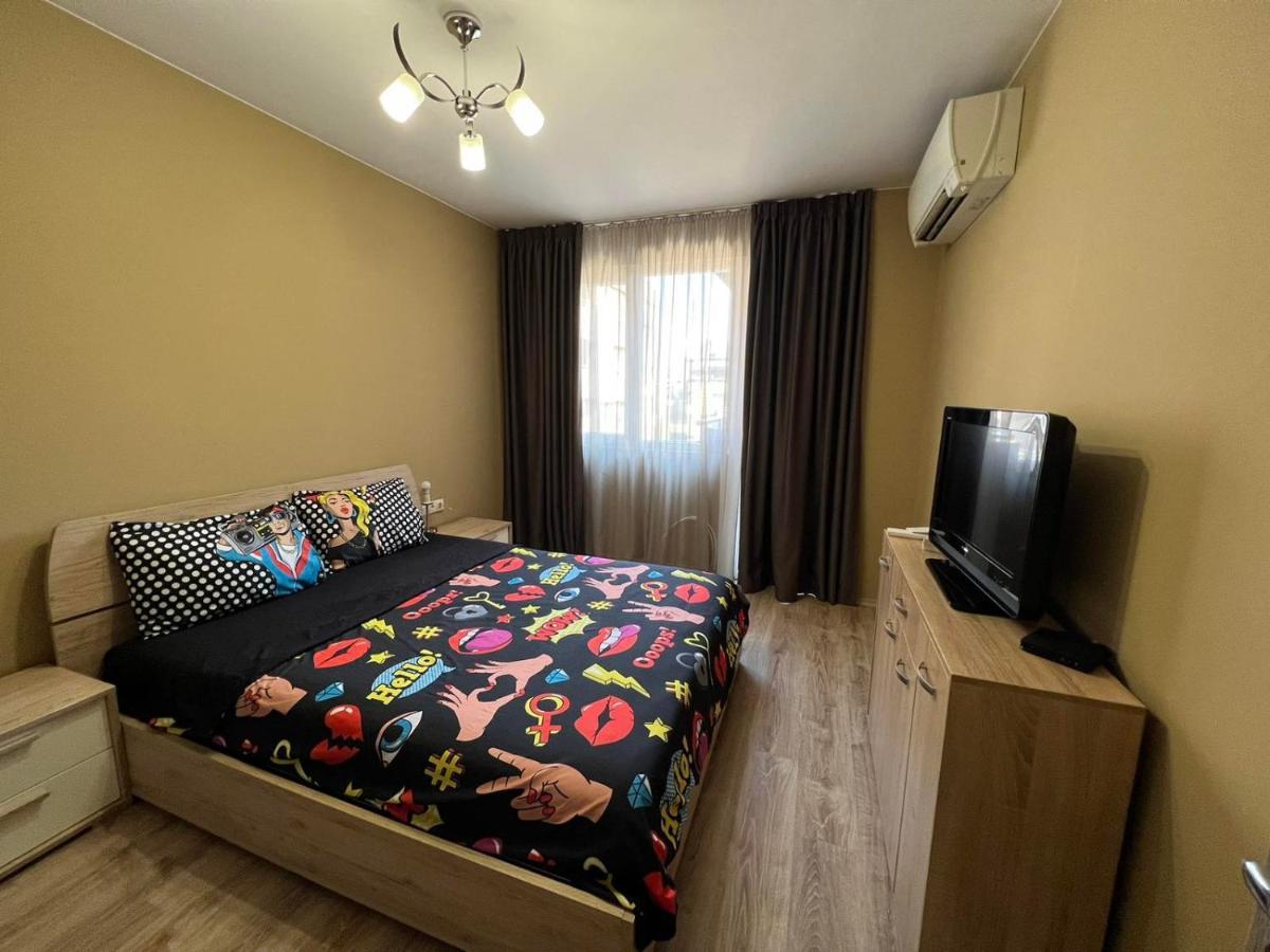 Johannesburg Spacious Family W Free Parking And Playground Apartment Sofia